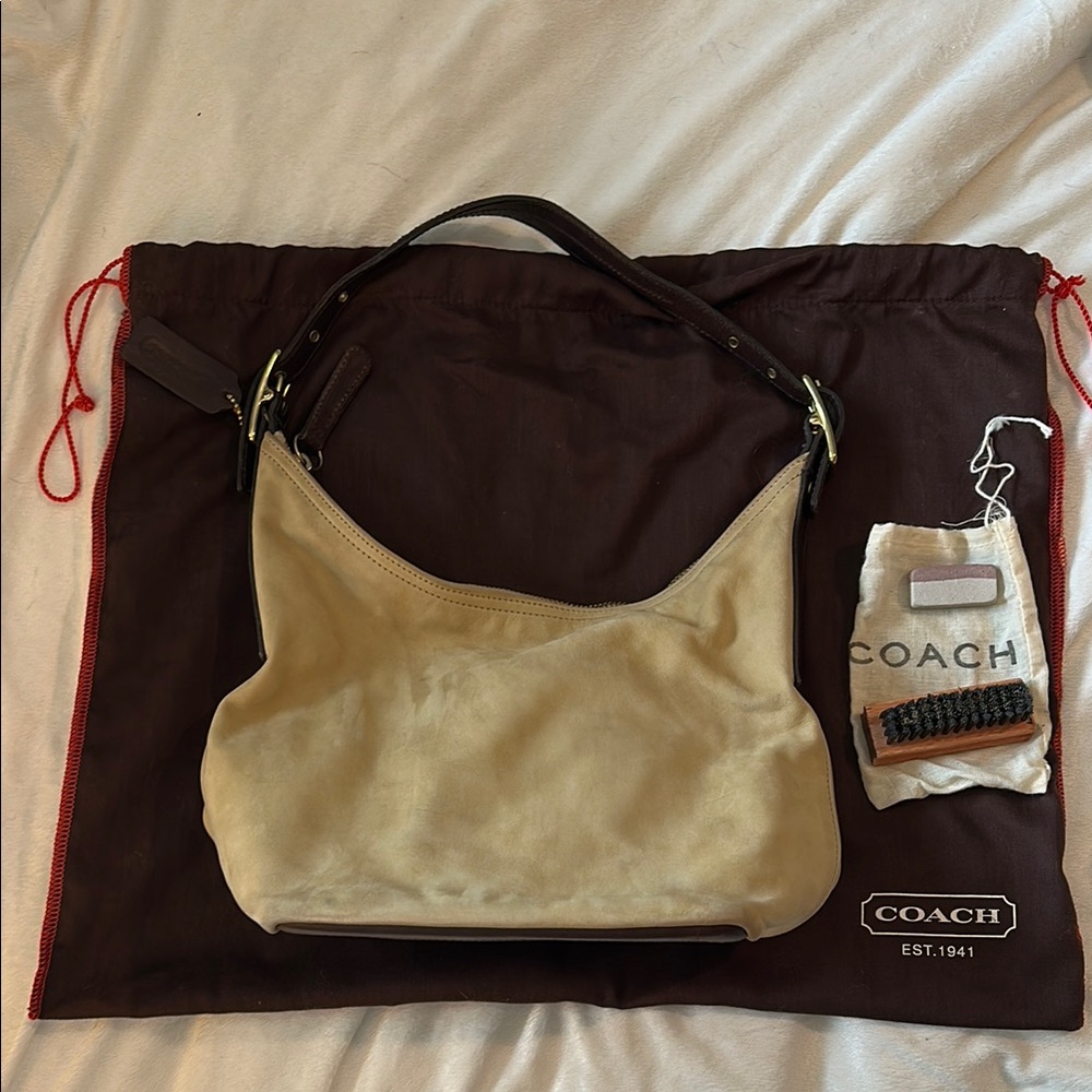 Coach Vintage Tan Suede Leather Hobo bag in great used condition. No. D1D 9822.